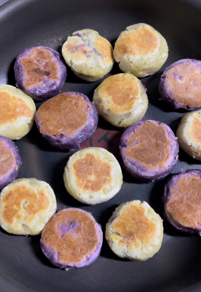 Cách làm bánh khoai dẻo nhân phô mai tại Nhật
